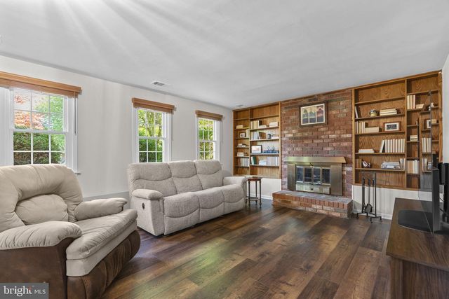 10022 WATERFORD DR, Ellicott City, MD 21042