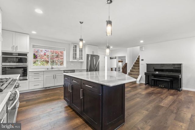 10022 WATERFORD DR, Ellicott City, MD 21042