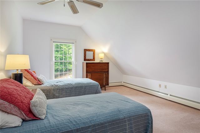 184 Field Stone Lane, Tiverton, RI 02878