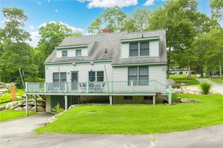 184 Field Stone Lane, Tiverton, RI 02878