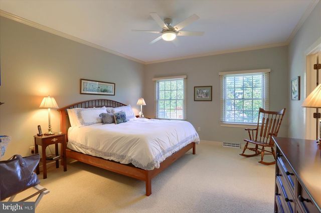 1300 MOUNTAIN LAUREL CIR, Harrisburg, PA 17110