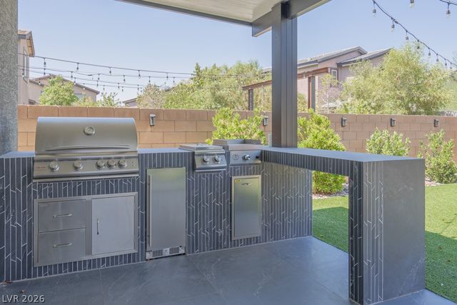 896 Bluebell Brook Street, Henderson, NV 89052