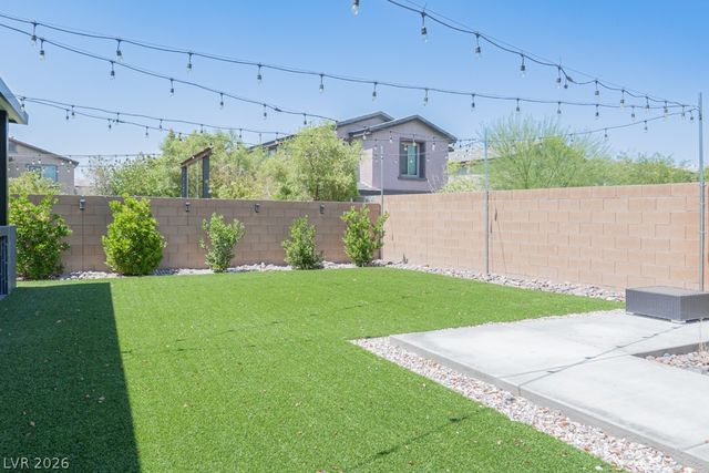896 Bluebell Brook Street, Henderson, NV 89052