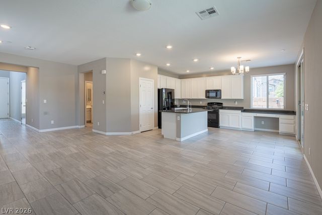 896 Bluebell Brook Street, Henderson, NV 89052