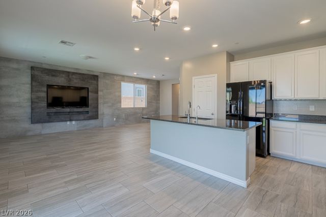 896 Bluebell Brook Street, Henderson, NV 89052