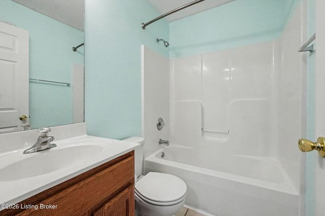 244 Sycamore Dr, Taylorsville, KY 40071