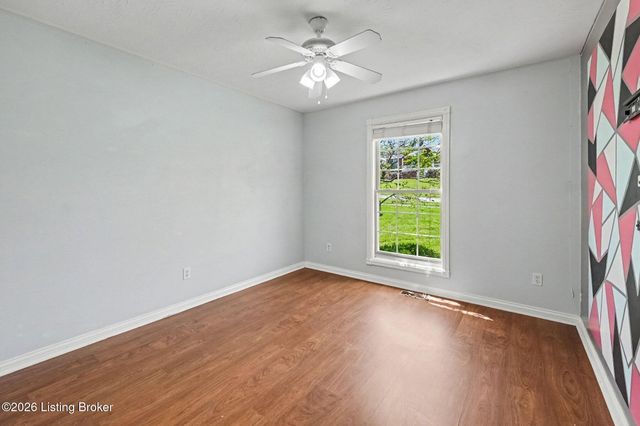 244 Sycamore Dr, Taylorsville, KY 40071
