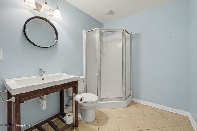 244 Sycamore Dr, Taylorsville, KY 40071
