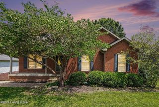 244 Sycamore Dr, Taylorsville, KY 40071