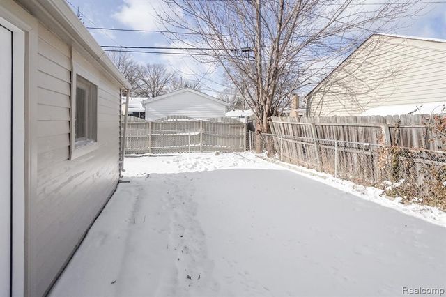 28409 Rockwood Street, Saint Clair Shores, MI 48081