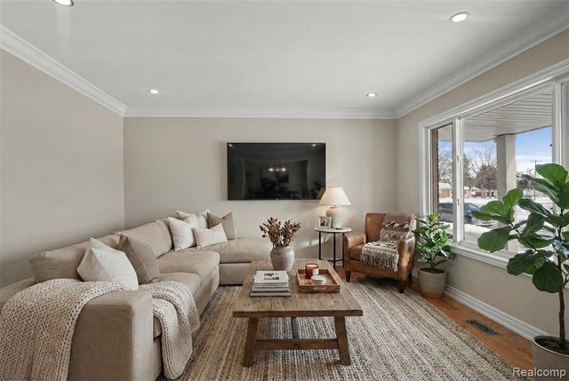 28409 Rockwood Street, Saint Clair Shores, MI 48081