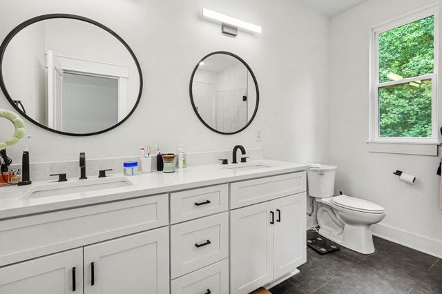809 Ruby Way, White Bluff, TN 37187