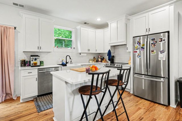 809 Ruby Way, White Bluff, TN 37187