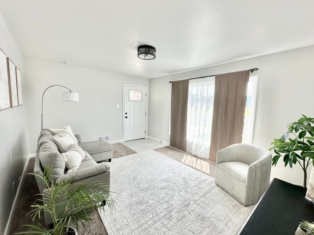 358 W 4575 S, Washington Terrace, UT 84405