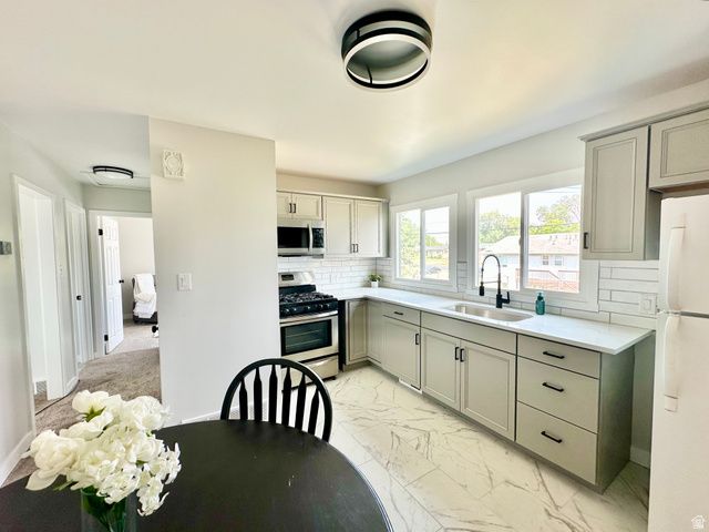 358 W 4575 S, Washington Terrace, UT 84405