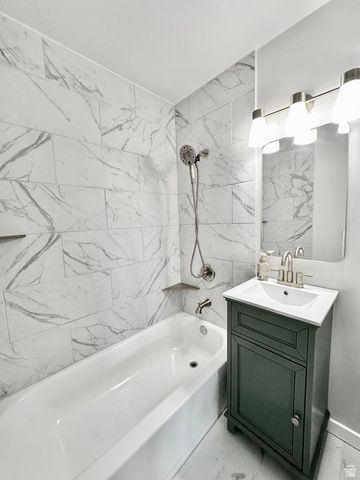 358 W 4575 S, Washington Terrace, UT 84405