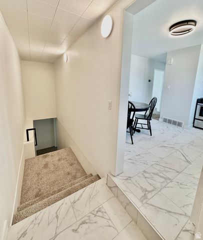 358 W 4575 S, Washington Terrace, UT 84405