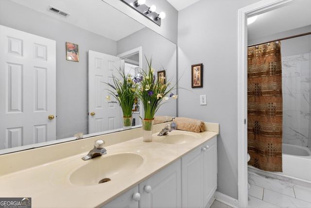 650 River Cove Drive NE, Dacula, GA 30019