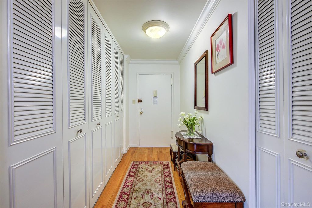 102-30 66th Road 5F, Forest Hills, NY 11375 — photo 2