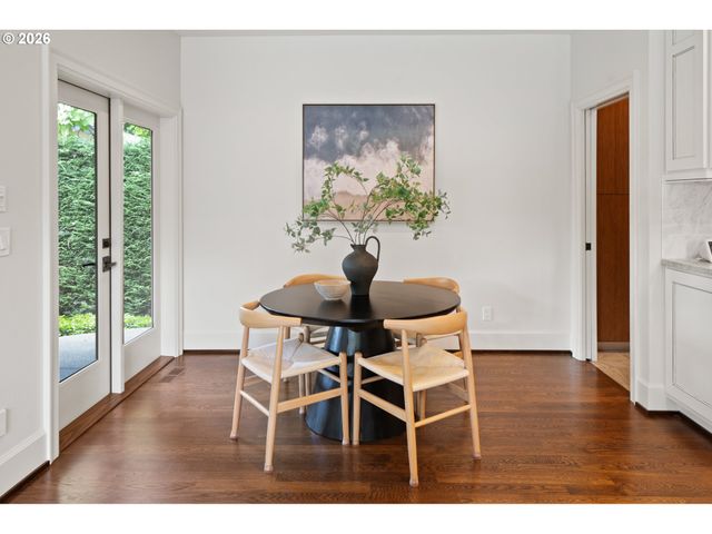11657 Sw 19TH Ave, Portland, OR 97219