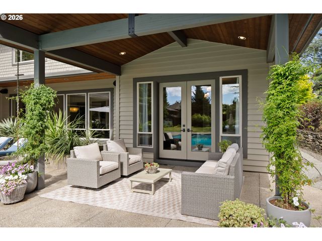 11657 Sw 19TH Ave, Portland, OR 97219