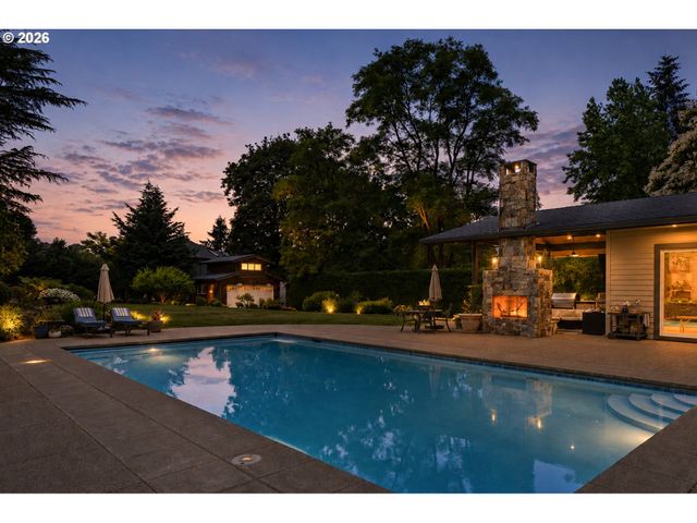 11657 Sw 19TH Ave, Portland, OR 97219