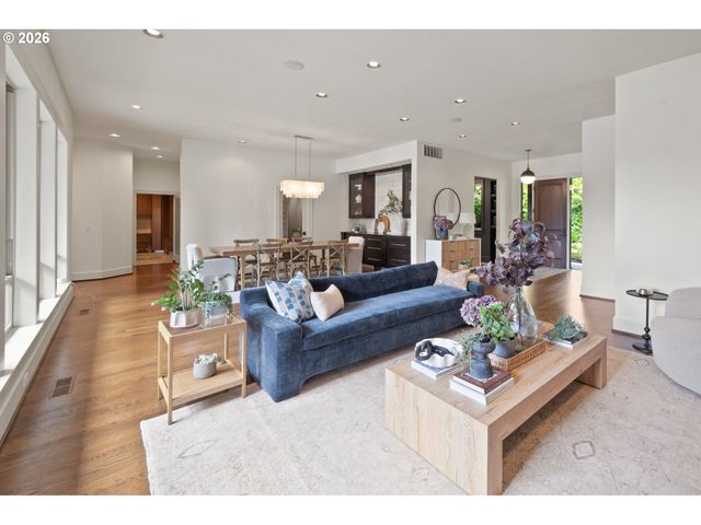 11657 Sw 19TH Ave, Portland, OR 97219