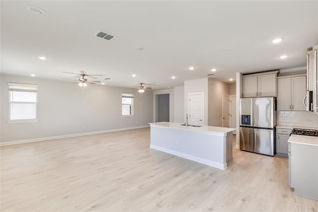 1005 Legend Milton Ln, Austin, TX 78748