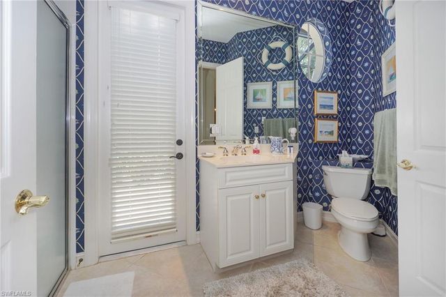 710 Shadow Lake LN, Naples, FL 34108