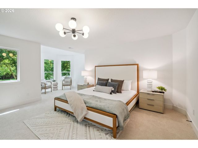 16428 Ne SAN RAFAEL Dr, Portland, OR 97230