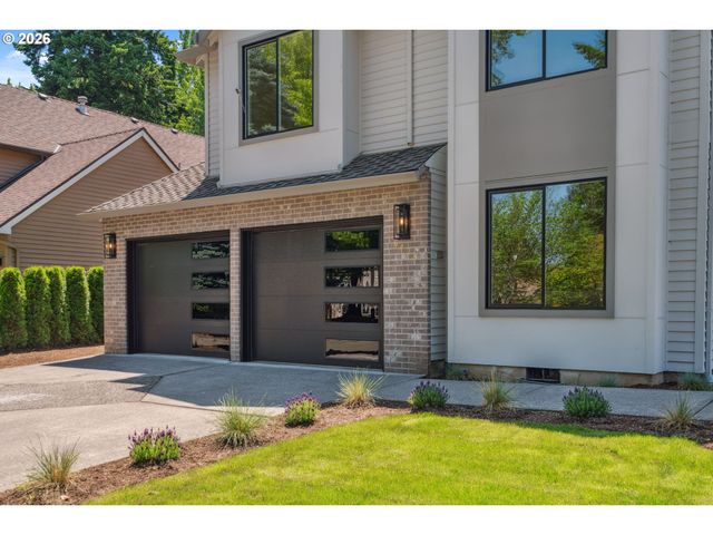 16428 Ne SAN RAFAEL Dr, Portland, OR 97230