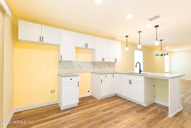 6026 DUNMIRE Avenue, Jacksonville, FL 32219