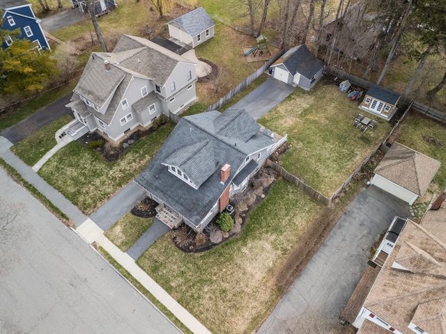 41 Commonwealth Ave, Haverhill, MA 01830