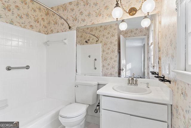 2037 Greentree Parkway, Macon, GA 31220