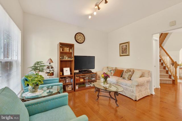 6646 PATENT PARISH LN, Alexandria, VA 22315
