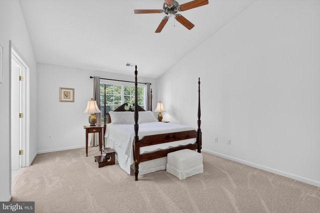 6646 PATENT PARISH LN, Alexandria, VA 22315