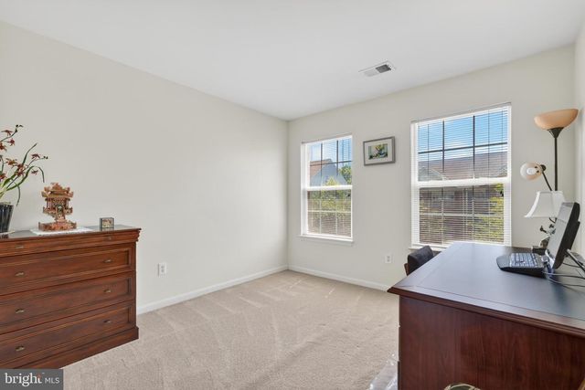 6646 PATENT PARISH LN, Alexandria, VA 22315