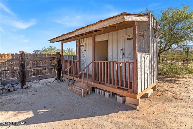 331 W Rockspring Lane, Benson, AZ 85602