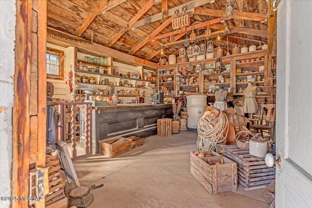 331 W Rockspring Lane, Benson, AZ 85602