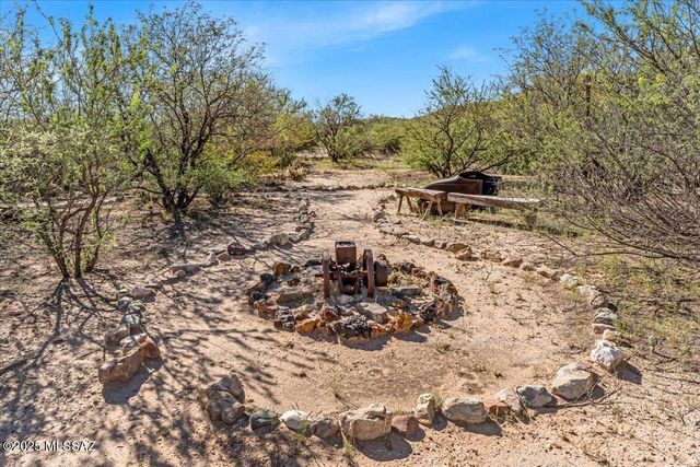 331 W Rockspring Lane, Benson, AZ 85602