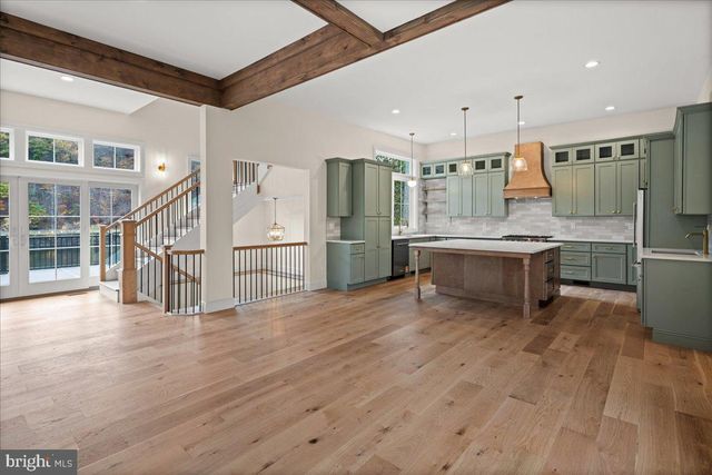 159 BYRAM LN, Stockton, NJ 08559