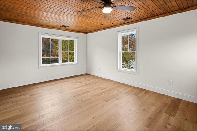 159 BYRAM LN, Stockton, NJ 08559