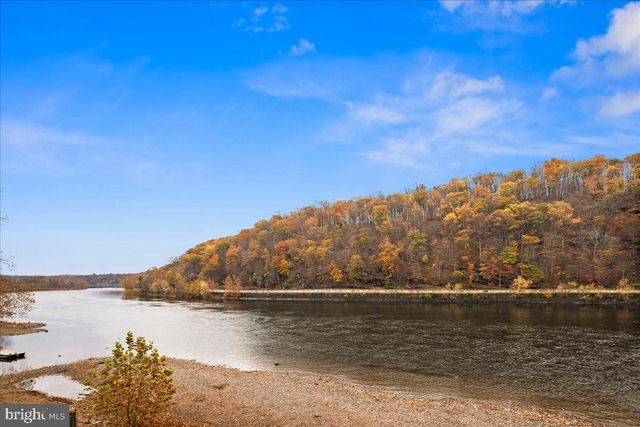 159 BYRAM LN, Stockton, NJ 08559