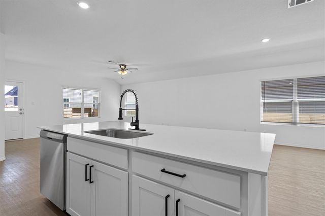 3305 Everett ST, Kyle, TX 78640