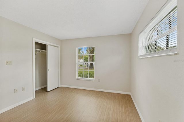 125 N RHODES STREET, Mount Dora, FL 32757
