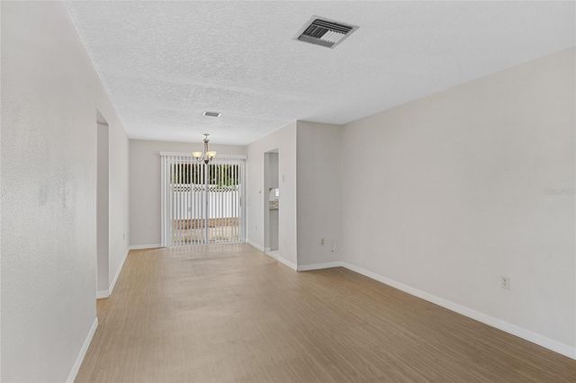 125 N RHODES STREET, Mount Dora, FL 32757