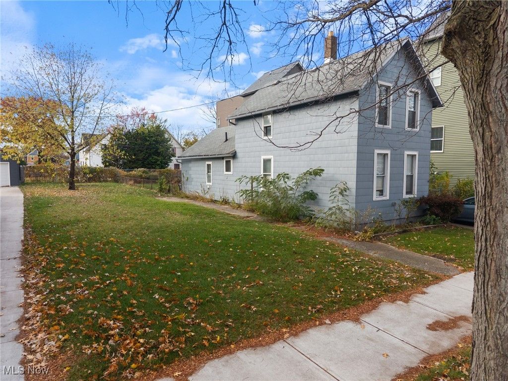 1924 W 48th Street, Cleveland, OH 44102