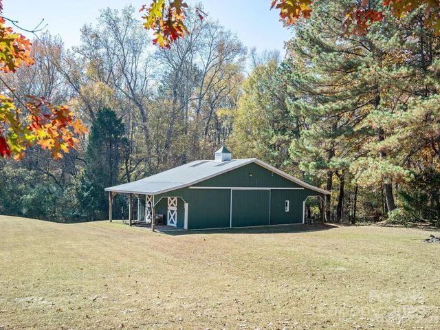 3424 Red Fox Trail, Matthews, NC 28104