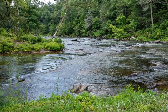 238 Lecroy Drive, Ellijay, GA 30540