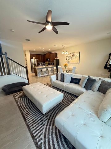 8866 HERENCIA ALY, Windermere, FL 34786